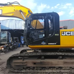 JCB JS 215