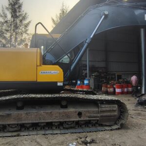 Hyundai R 215 L