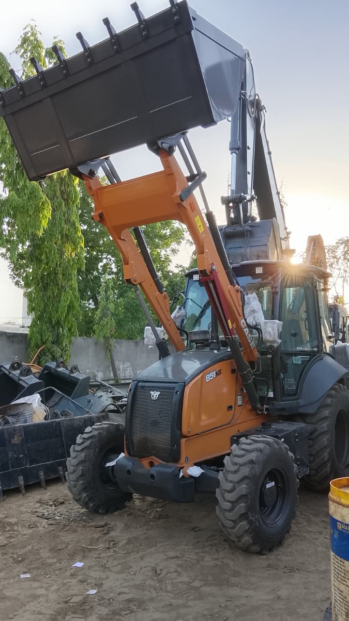New - CASE 851NX - 4WD - Image 2